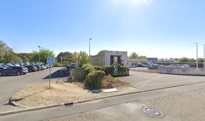 DEKRA Poids Lourds, Centre de Contrôle Technique Automobile à Saint-Pierre-du-Mont