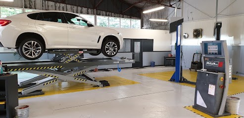 Sécuritest Contrôle Technique Automobile Aco Laval - Bd Des Trappistines, Centre de Contrôle Technique Automobile à Laval