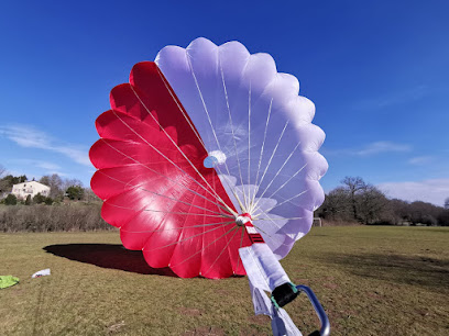 Atelier Aveyron Parapente, Centre De Contrôle Technique à Causse-et-Diège